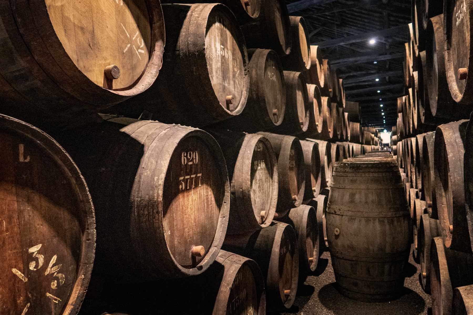 Where do scotch whisky casks come from?